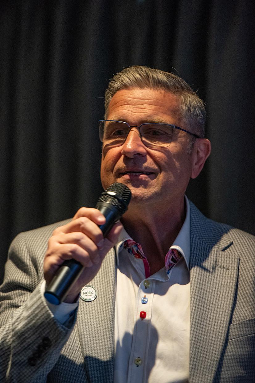Finding the right burnout keynote speaker for high-performing teams